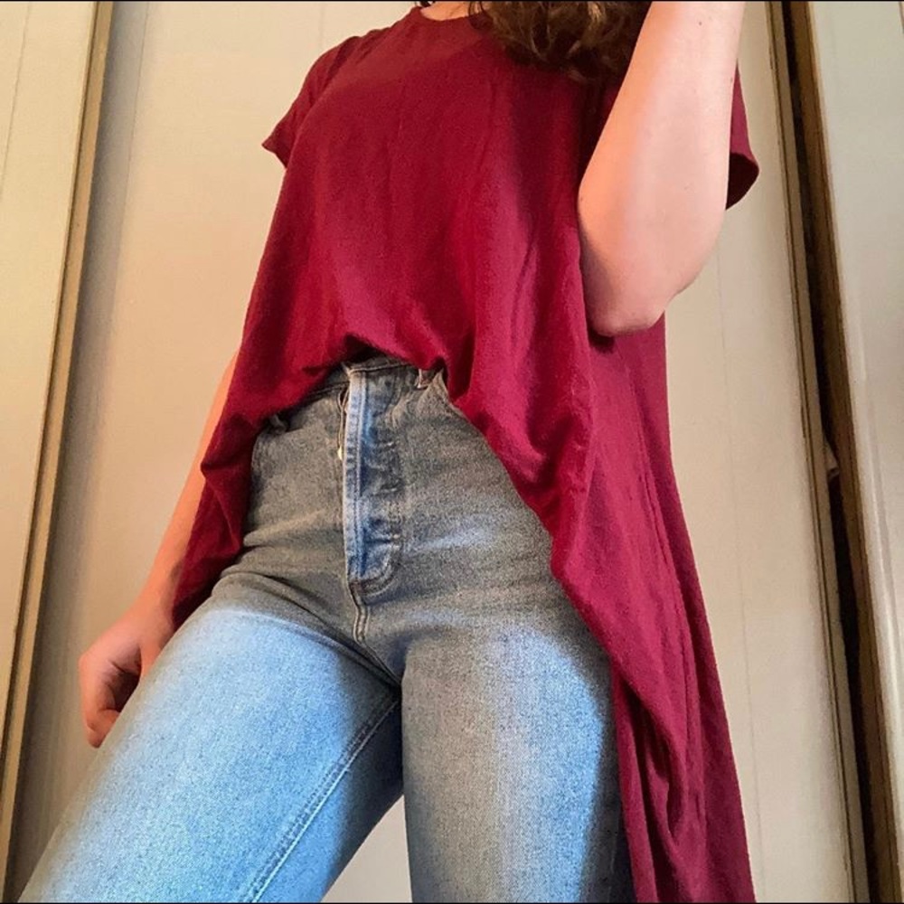 Asymmetrical Red Wine Top